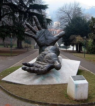 201106021419224831.jpg