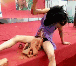 201608171737070898.gif
