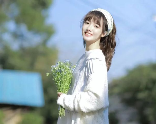 抖音官方全套配音教程,红苹果番茄哔哩哔哩微信号投票微博小红书视频号快手抖音刷粉丝点赞
